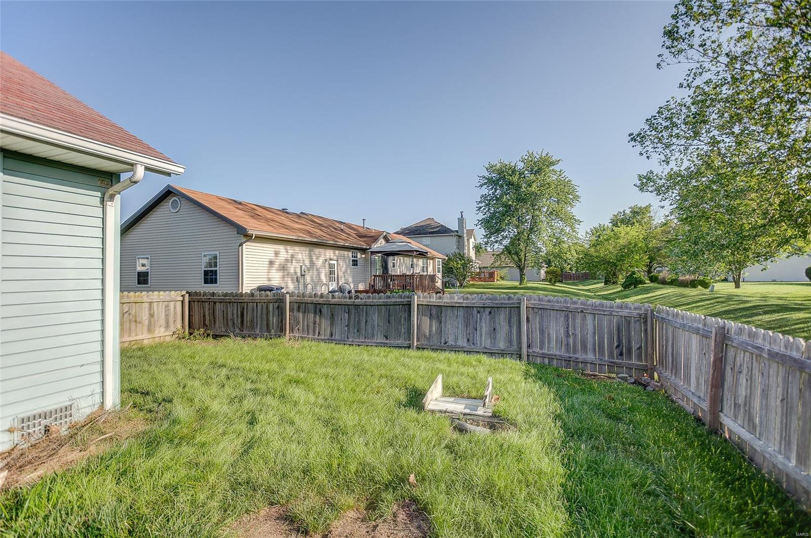 908 Crosswinds Drive Shiloh, IL 62221 - Photo 4 of 30