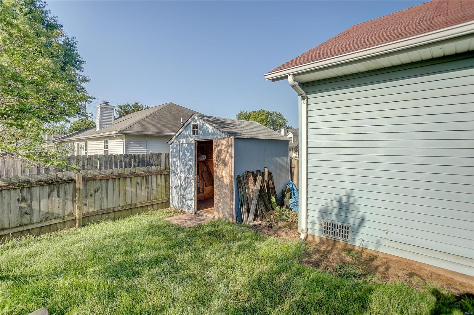 908 Crosswinds Drive Shiloh, IL 62221 - Photo 5 of 30