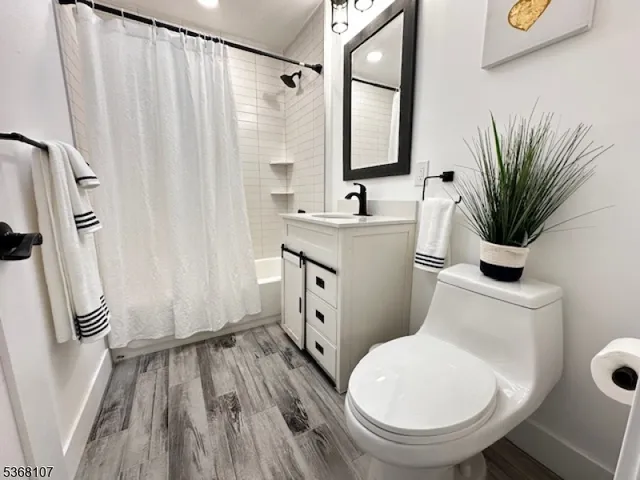 $424,900 | 8 Blanche Drive, Lake Hopatcong, NJ 07849