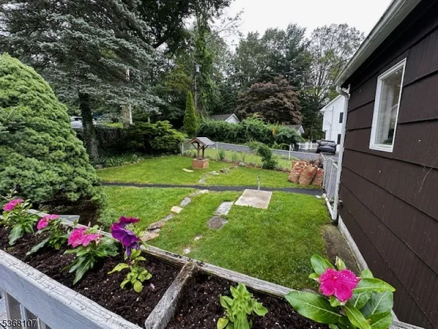 $424,900 | 8 Blanche Drive, Lake Hopatcong, NJ 07849