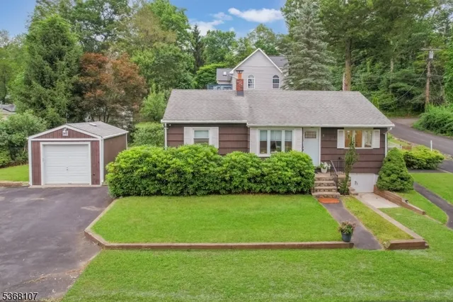 $424,900 | 8 Blanche Drive, Lake Hopatcong, NJ 07849