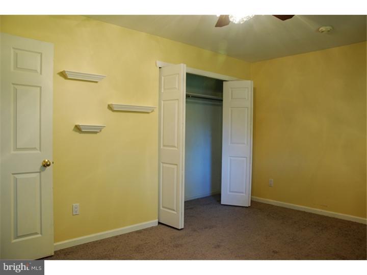 25 Oldbrook Road Levittown, PA 19057 - Photo 12 of 17