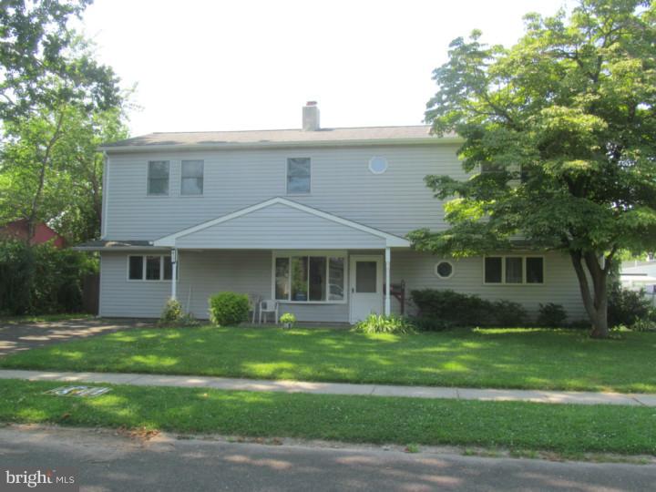 25 Oldbrook Road Levittown, PA 19057 - Photo 3 of 17 Exterior Front