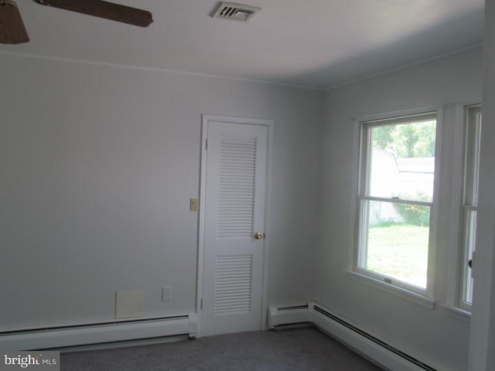 25 Oldbrook Road Levittown, PA 19057 - Photo 5 of 17