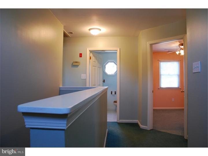 25 Oldbrook Road Levittown, PA 19057 - Photo 6 of 17
