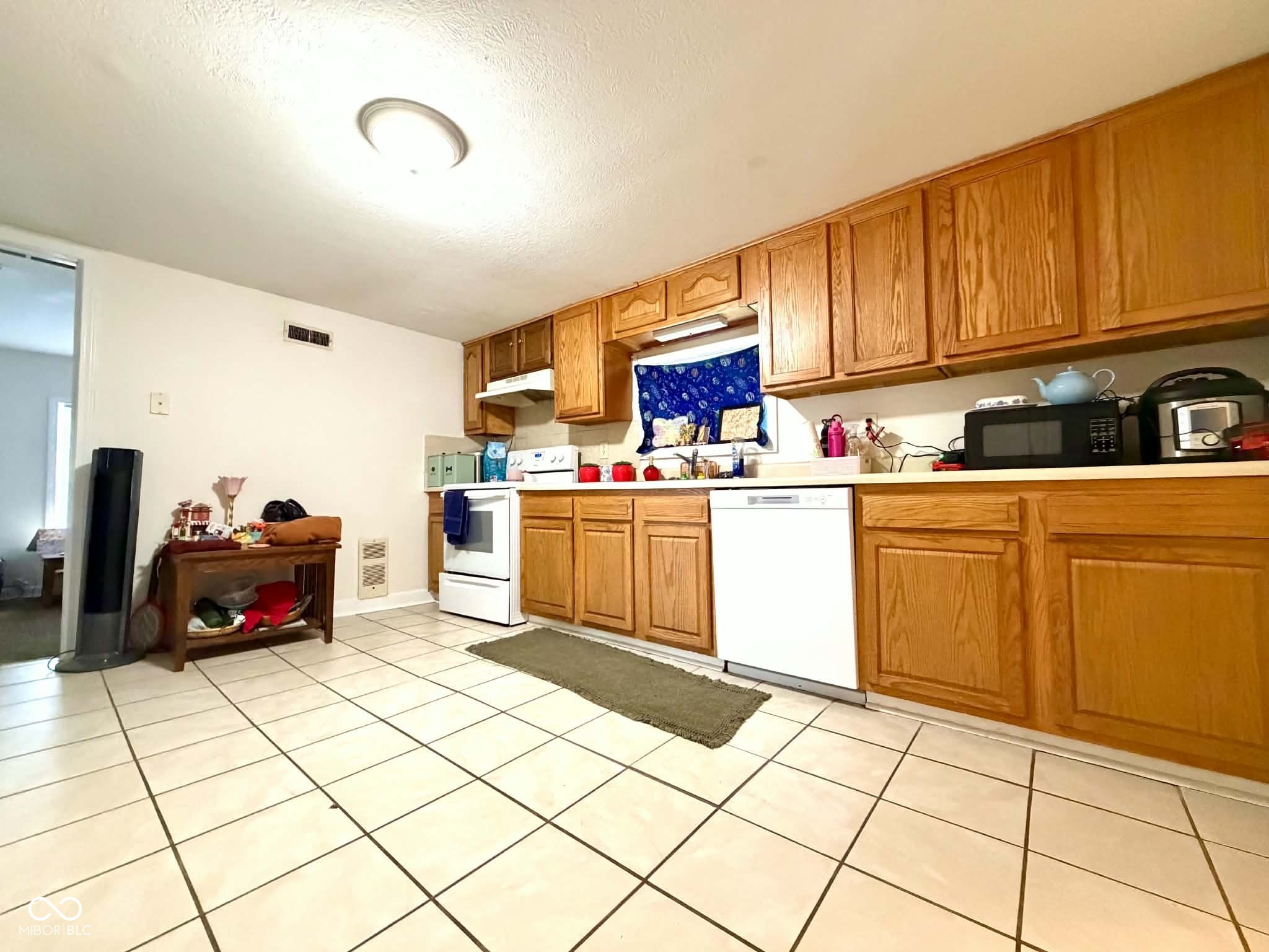 415 Morningside Drive Columbus, IN 47201 - Photo 8 of 15