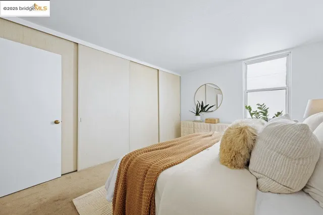 $325,000 | 250 Whitmore Street, Unit 205, Oakland, CA 94611