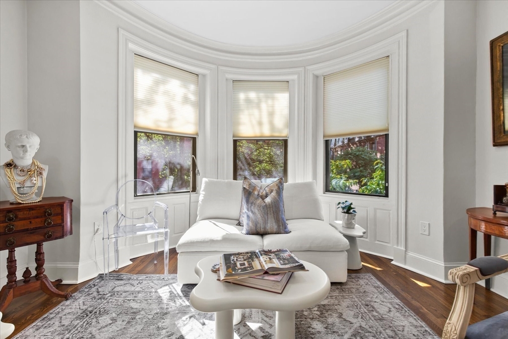 95 St Botolph Street, Unit 2 Boston, MA 02116 - Photo 4 of 39