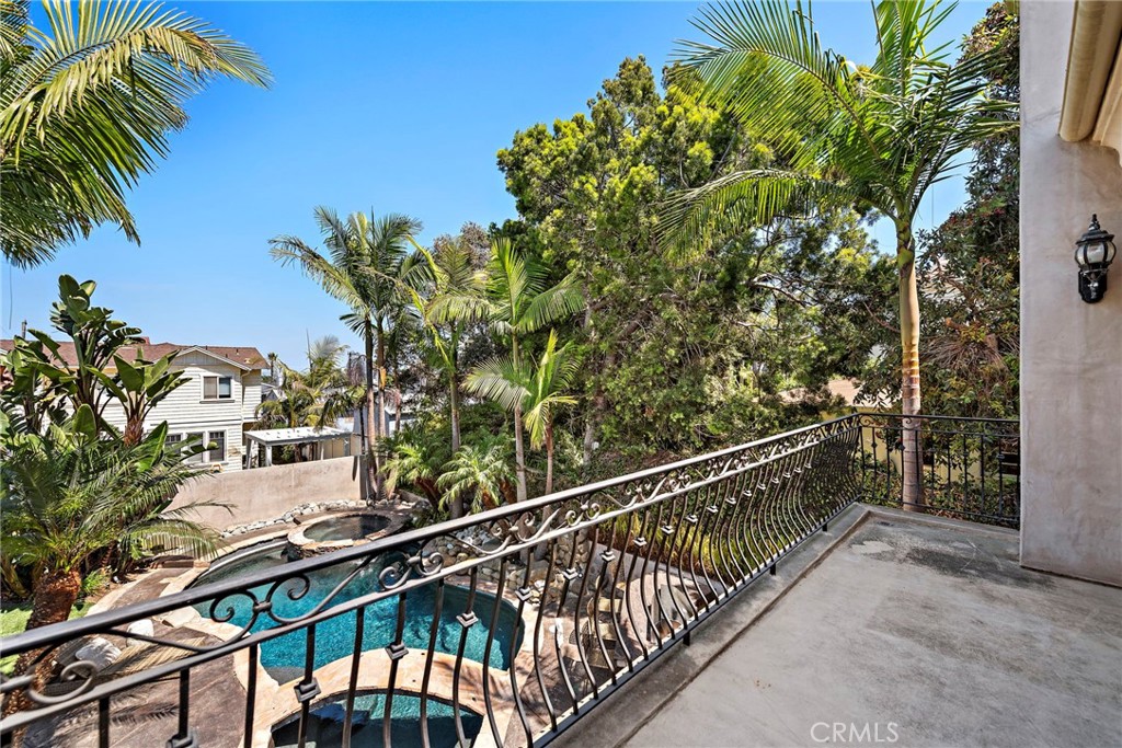 1603 5th Street Manhattan Beach, CA 90266 - Photo 50 of 64