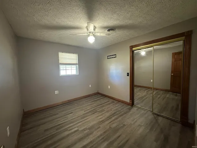 $189,900 | 540 Northeast F Street, Linton, IN 47441