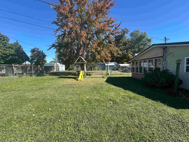 $189,900 | 540 Northeast F Street, Linton, IN 47441