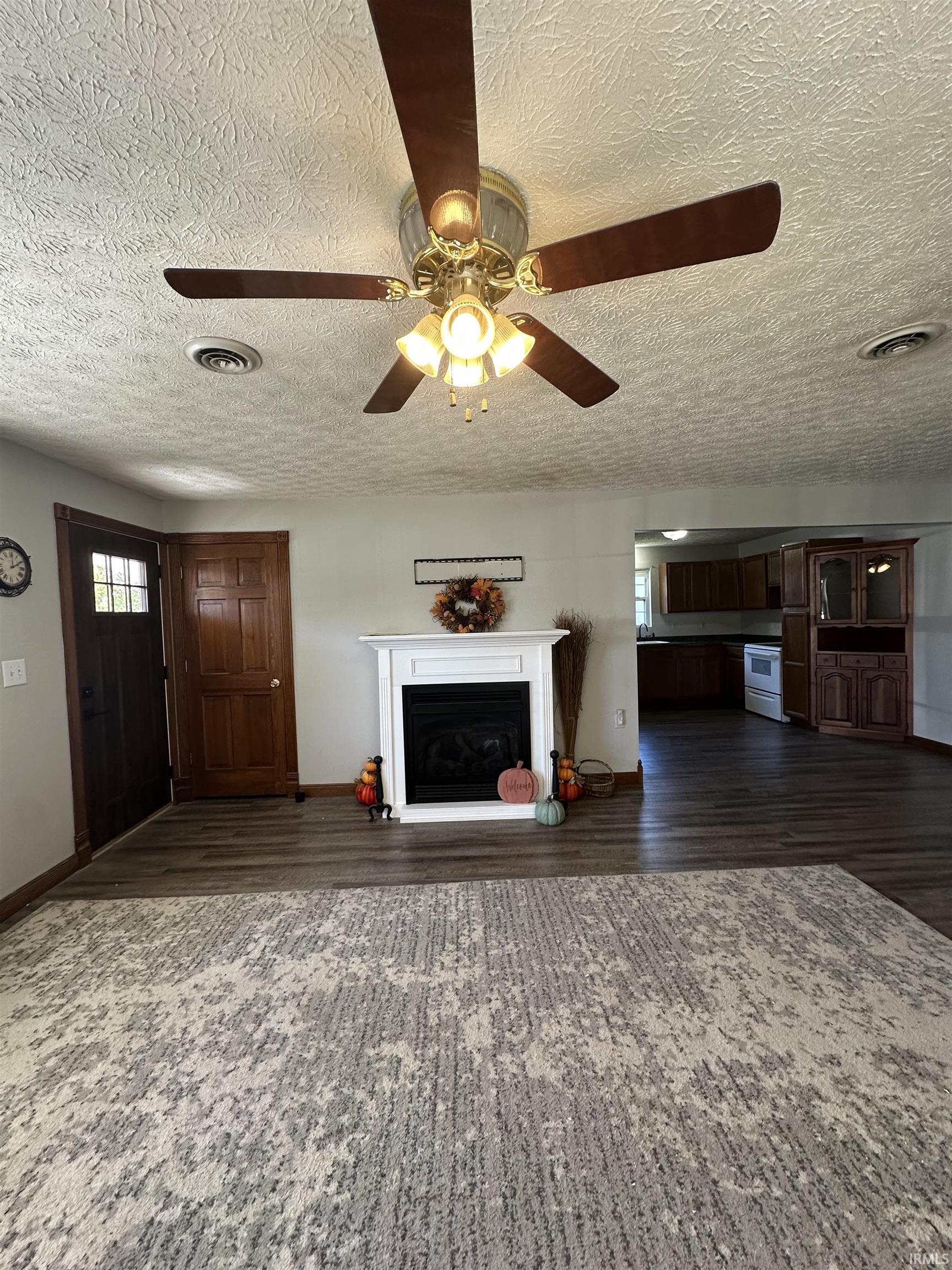 540 Northeast F Street Linton, IN 47441 - Photo 6 of 14