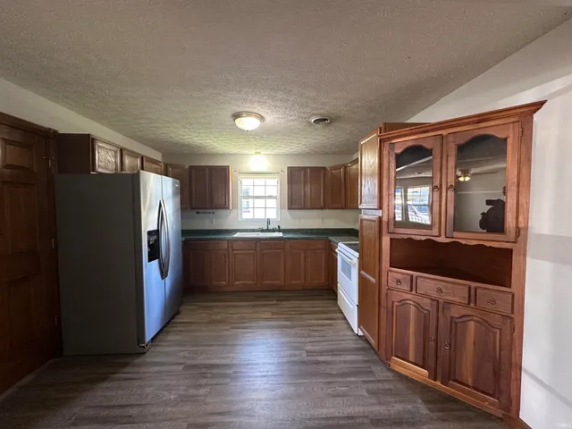 $189,900 | 540 Northeast F Street, Linton, IN 47441