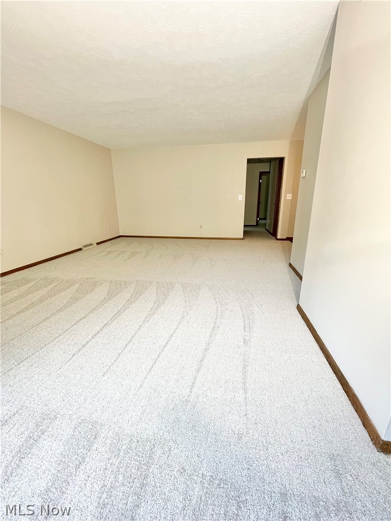2480 Rockefeller Road Wickliffe, OH 44092 - Photo 4 of 27 Living/Dining Space
23x18