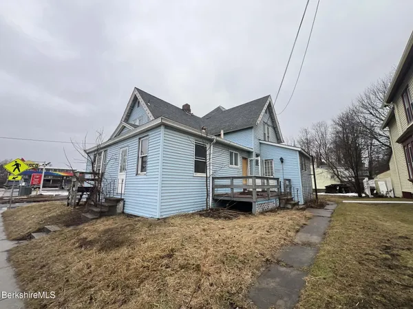 $80,000 | 71 Center Street, Pittsfield, MA 01201