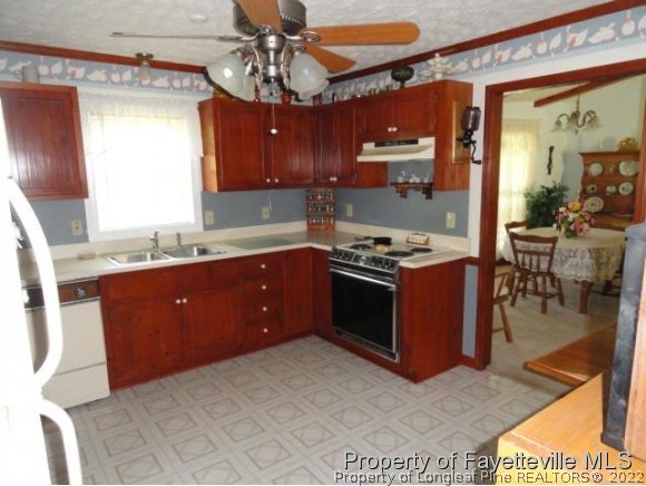 3554 County Line Road Fayetteville, NC 28306 - Photo 8 of 19 Gallery Image 8