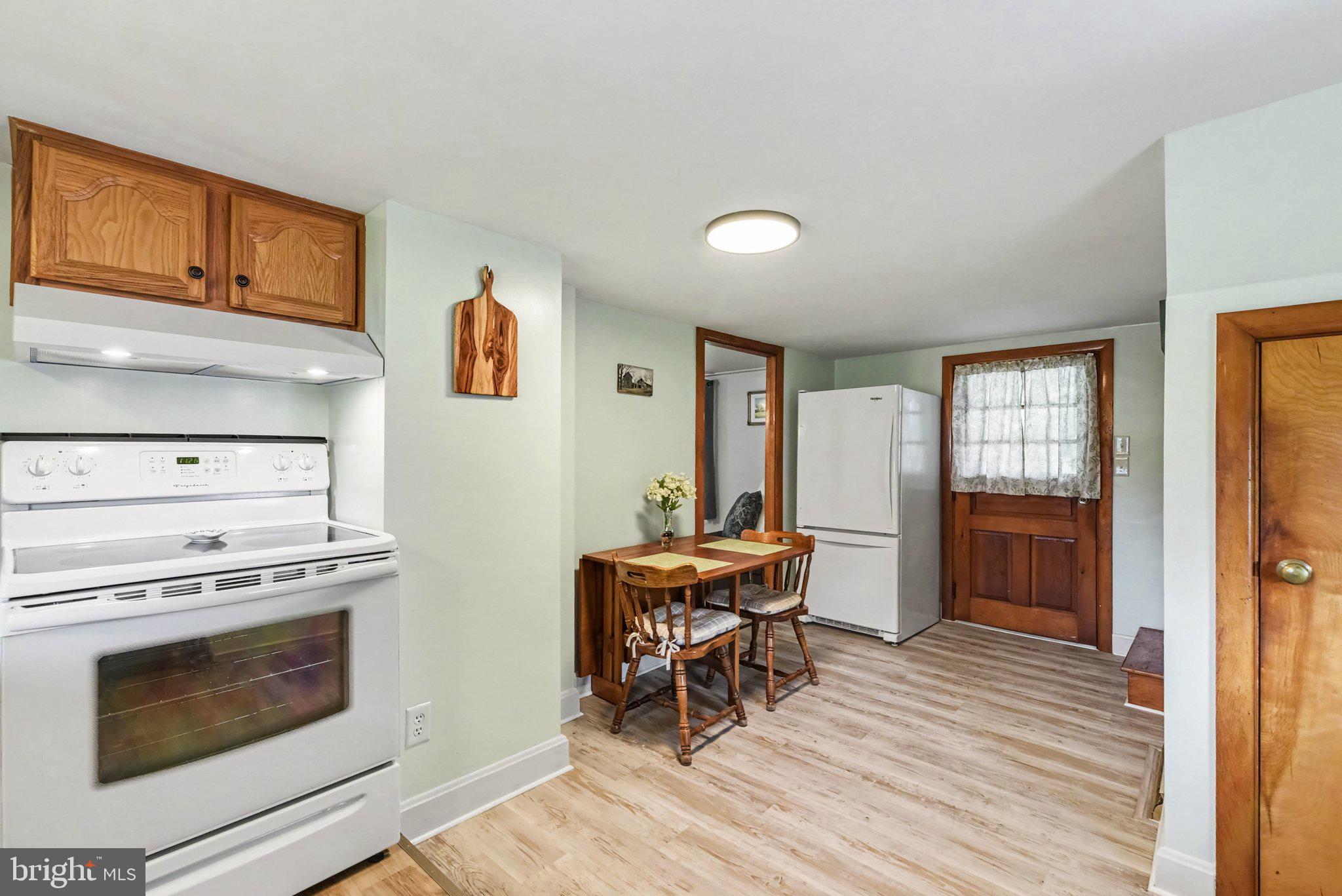 1422 Walnut Bottom Road Carlisle, PA 17015 - Photo 6 of 24