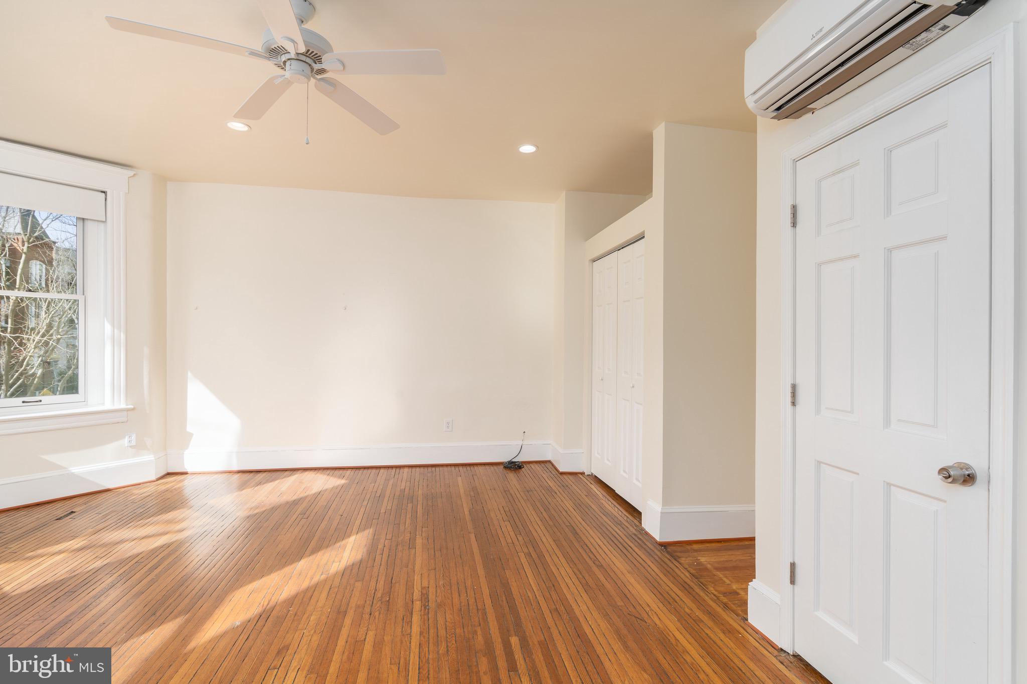 1827 S Street Northwest Washington, DC 20009 - Photo 25 of 50 Bedroom 2