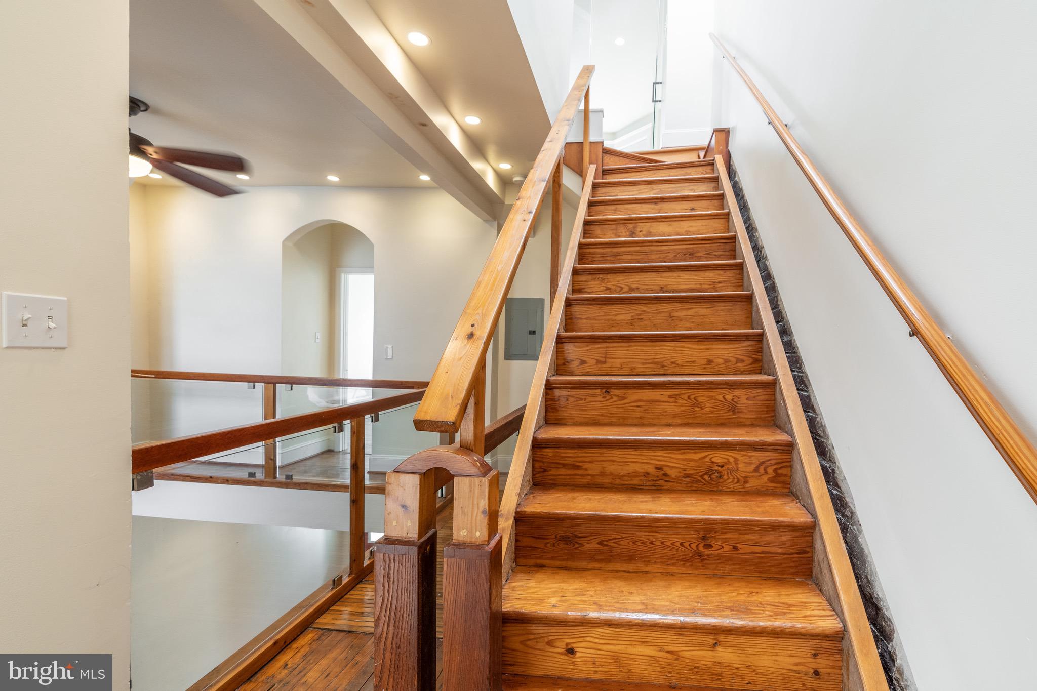 1827 S Street Northwest Washington, DC 20009 - Photo 31 of 50 Stairs to level 3