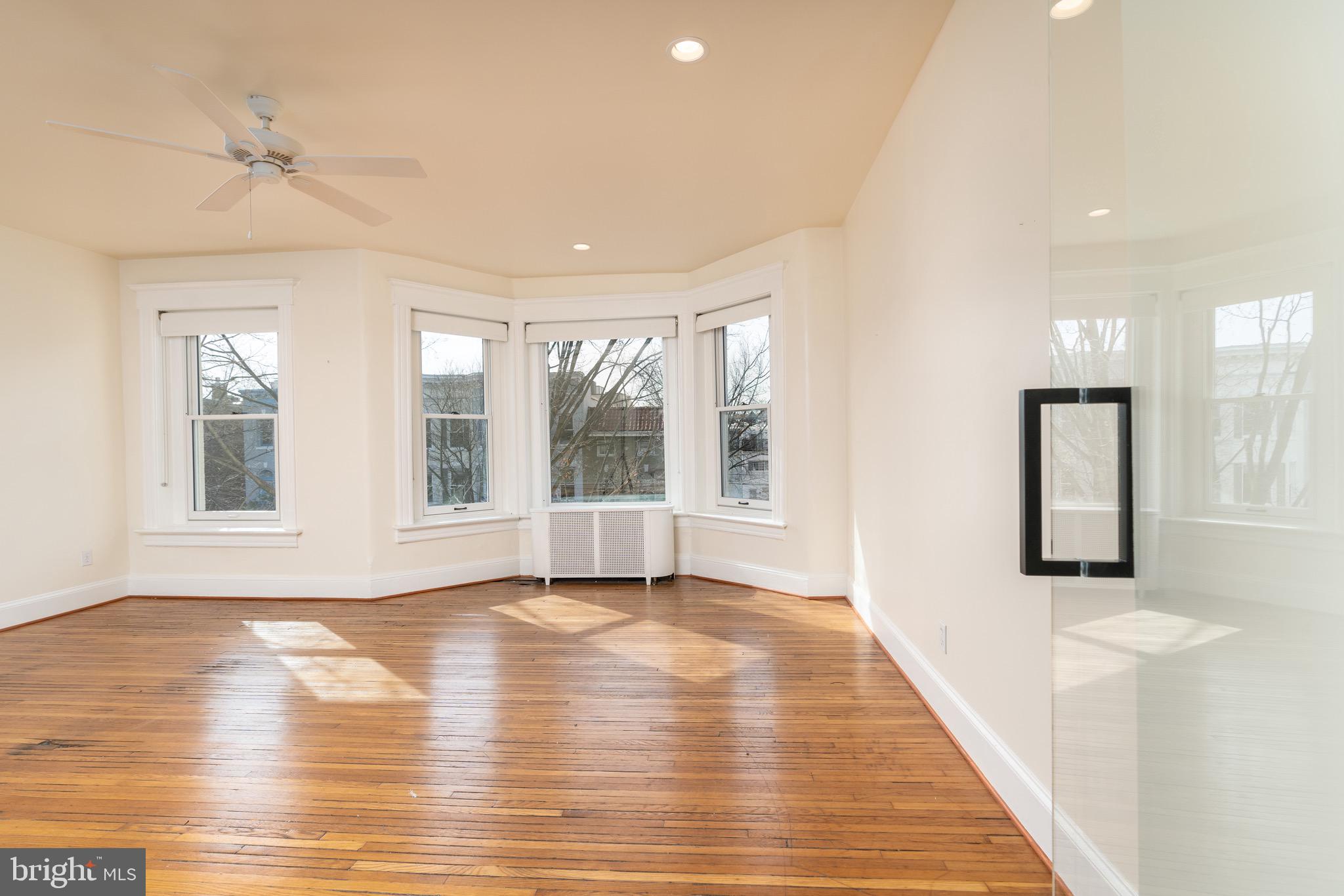 1827 S Street Northwest Washington, DC 20009 - Photo 32 of 50 Spacious primary suite