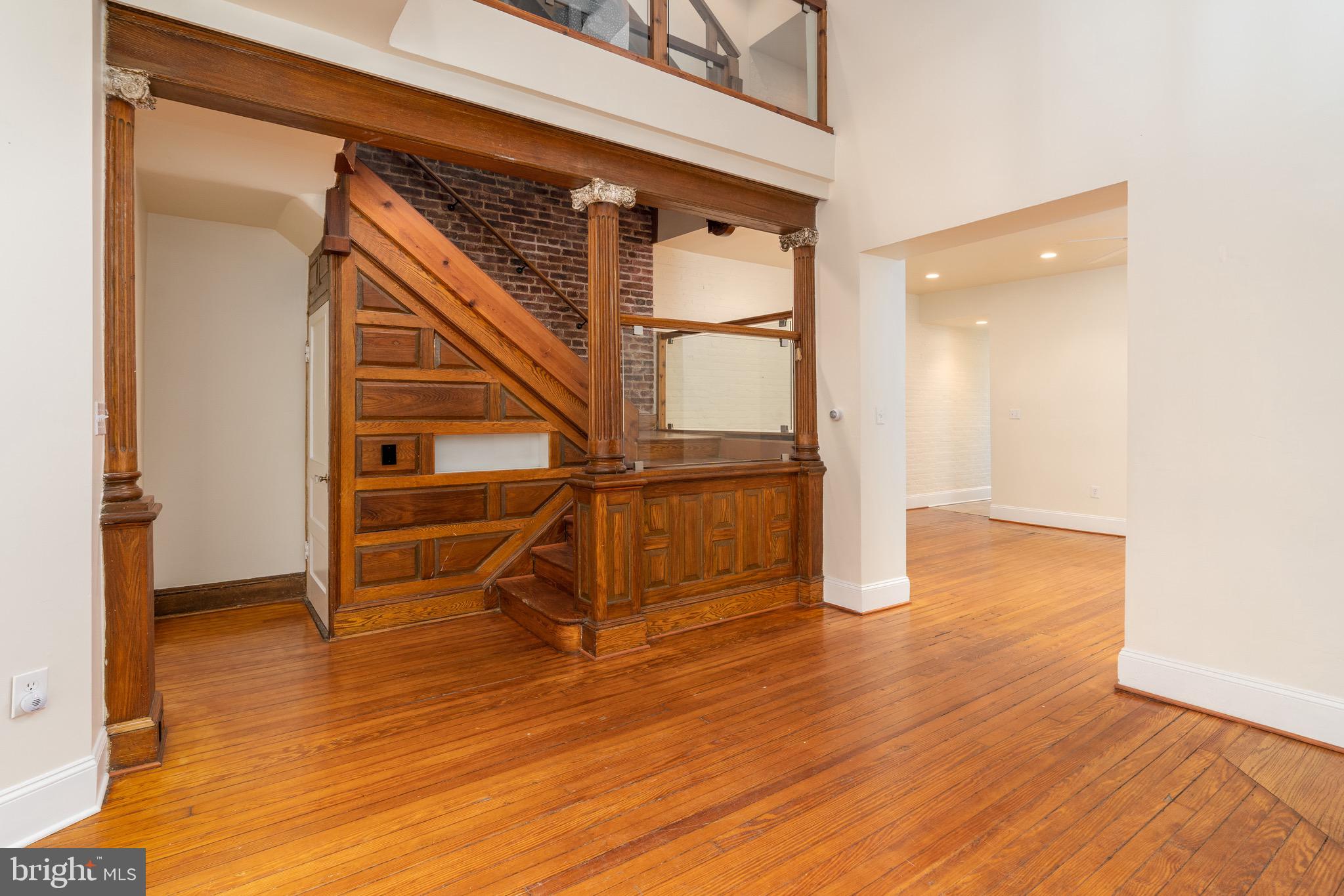 1827 S Street Northwest Washington, DC 20009 - Photo 8 of 50 Foyer