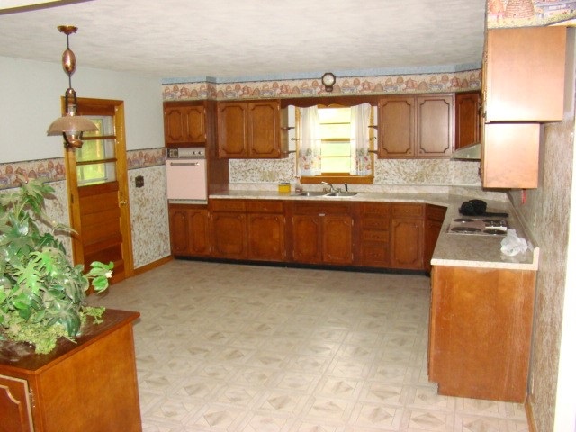 3669 South Bruner Road Warsaw, IN 46580 - Photo 3 of 18 Gallery Image 3