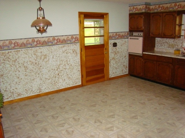 3669 South Bruner Road Warsaw, IN 46580 - Photo 7 of 18 Gallery Image 7