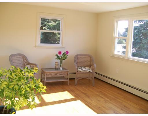 41 Quannacut Road Westerly, RI 02891 - Photo 2 of 12 Living Room.