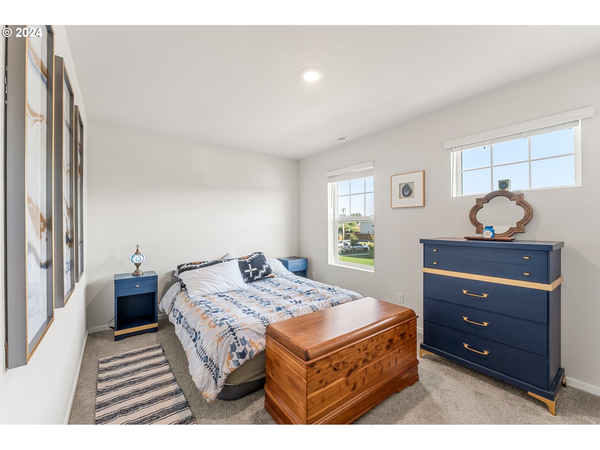 2984 Fenya Street Springfield, OR 97477 - Photo 25 of 31 a bed room with a bed and a window