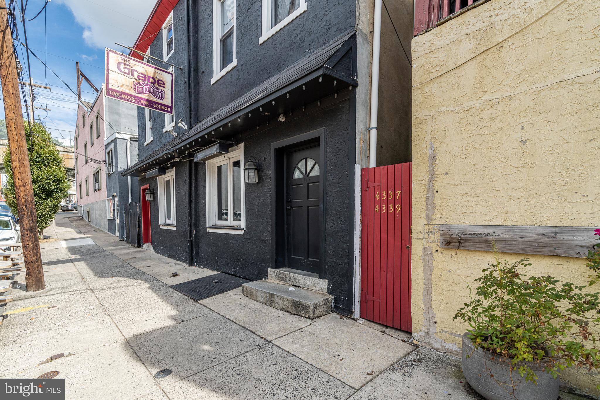 4339 Main Street, Unit R Philadelphia, PA 19127 - Photo 14 of 14