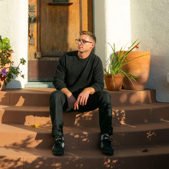 Tom Sisk, Agent in  - Compass