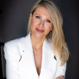 Marina Tsvyk, Agent in  - Compass