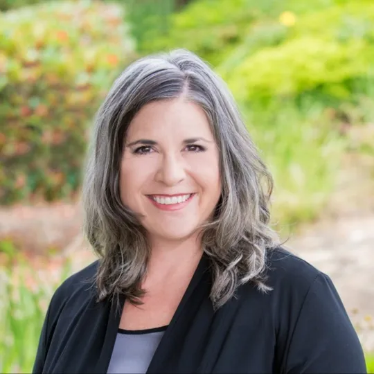 Lisa Forward, Agent in  - Compass