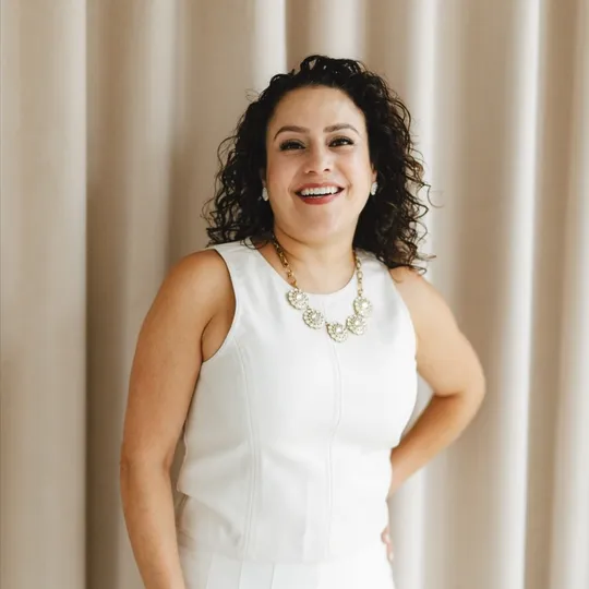 Amanda Palo, Agent in  - Compass