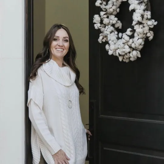 Colleen Griggs, Agent in  - Compass