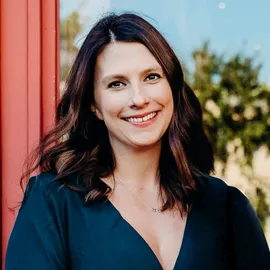 Darby Grimmett, Agent in  - Compass
