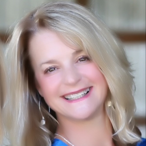 Headshot of Amy Larson