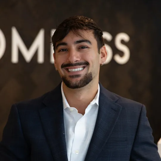 Cameron Goudarznia, Agent in  - Compass