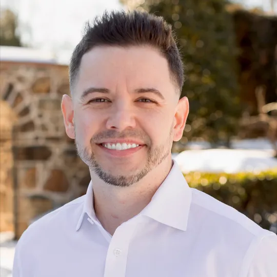 Casey Curry, Agent in  - Compass