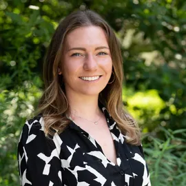 Jessa Bernstein, Agent in  - Compass