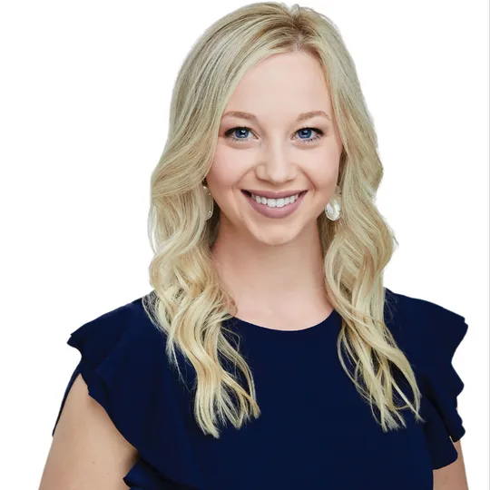 Kristen McKelvie, Agent in  - Compass