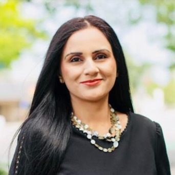 Headshot of Yasmeen Chugg