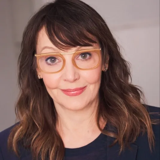 Arabella Field, Agent in  - Compass