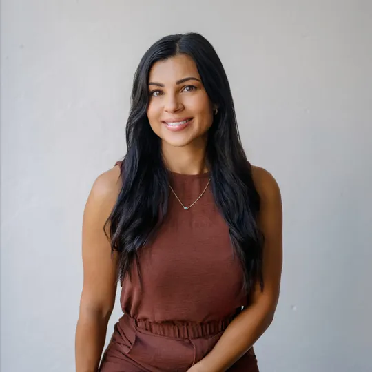 Autumn Thomas, Agent in  - Compass