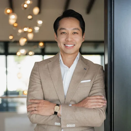 John Tu, Agent in  - Compass