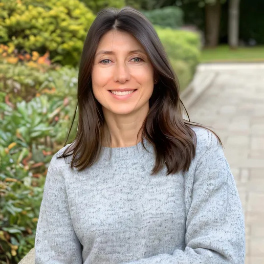 Sasha Petukhova, Agent in  - Compass