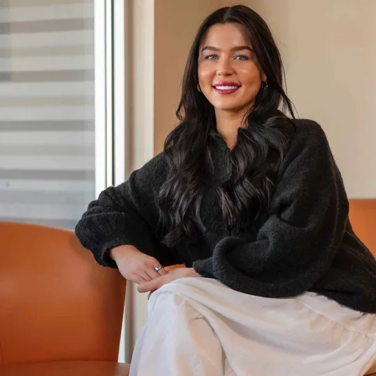 Elizabeth Nash, Agent in  - Compass