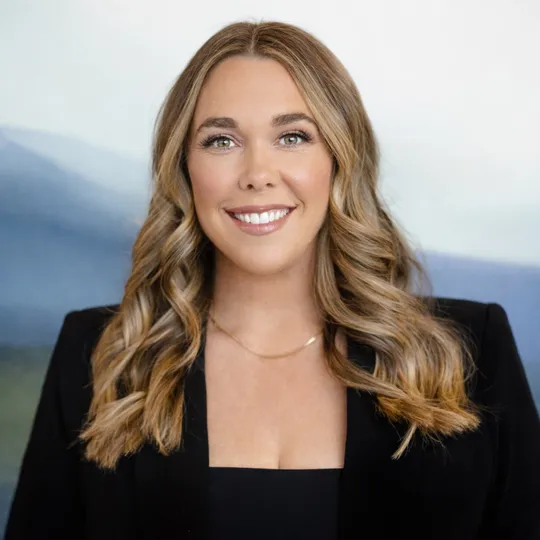 Lindsay Dunlap, Agent in  - Compass