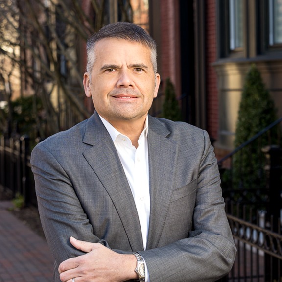 Headshot of Chris Kelley