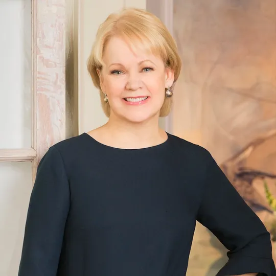 Lucy Johnson, Agent in  - Compass